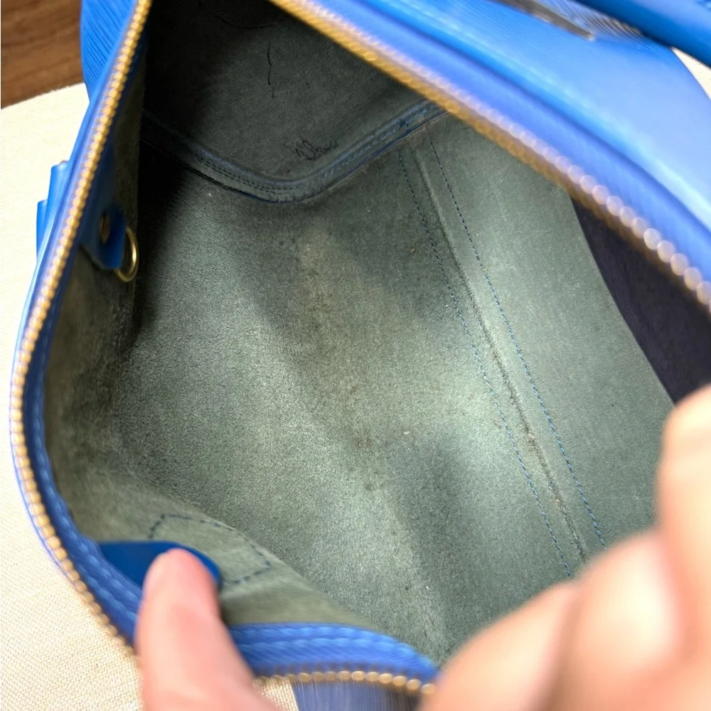 Authentic Louis Vuitton Speedy 25 bag blue Epi leather - Picture 14 of 16